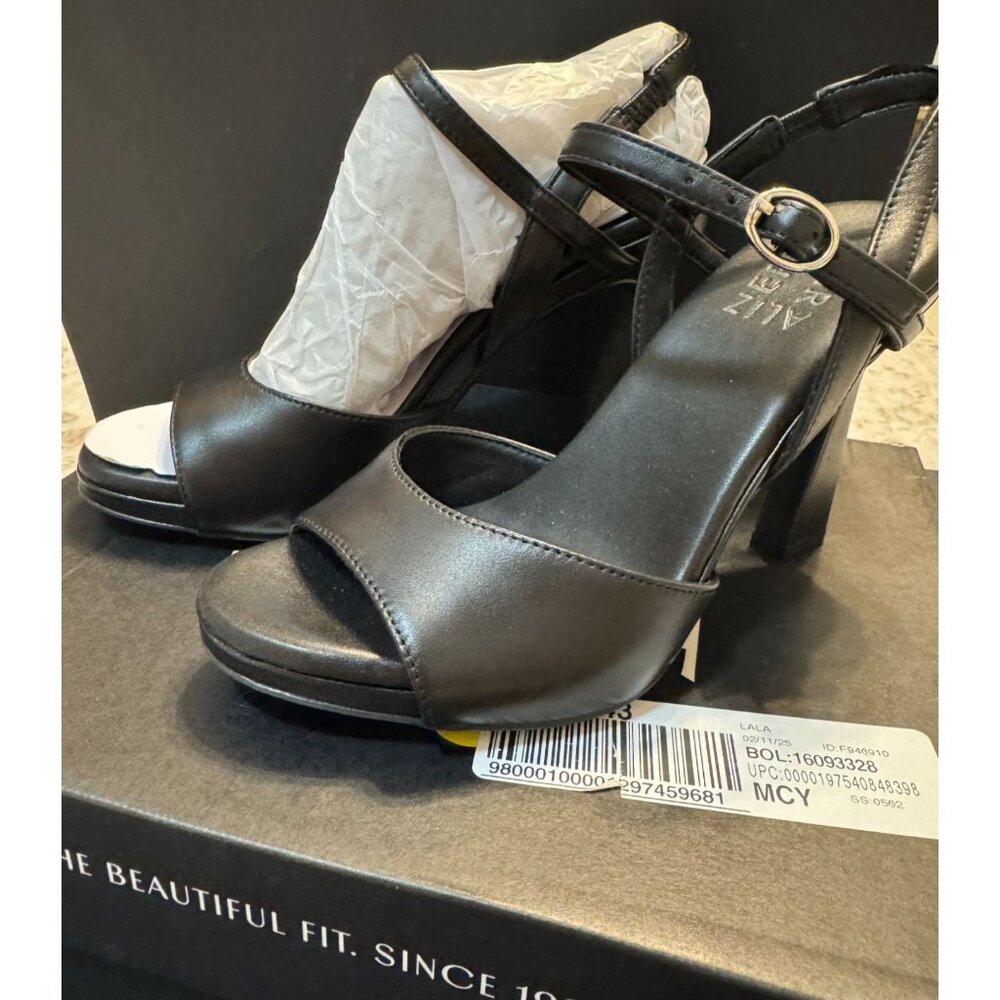 NEW Naturalizer Lala Black Leather Heels 5.5M - Picture 2 of 6